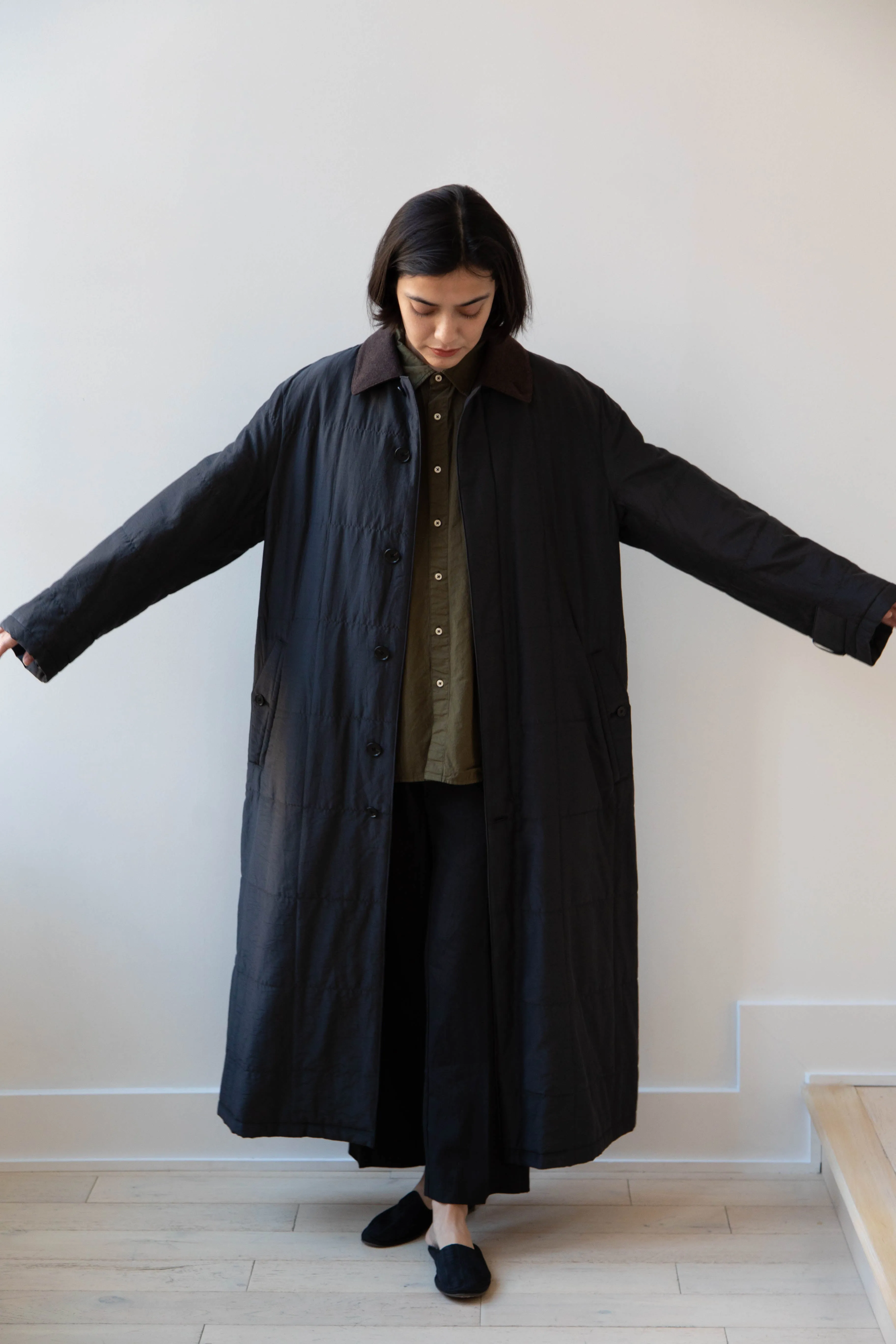 Auralee | Quilted Light Silk Cotton Coat in Ink