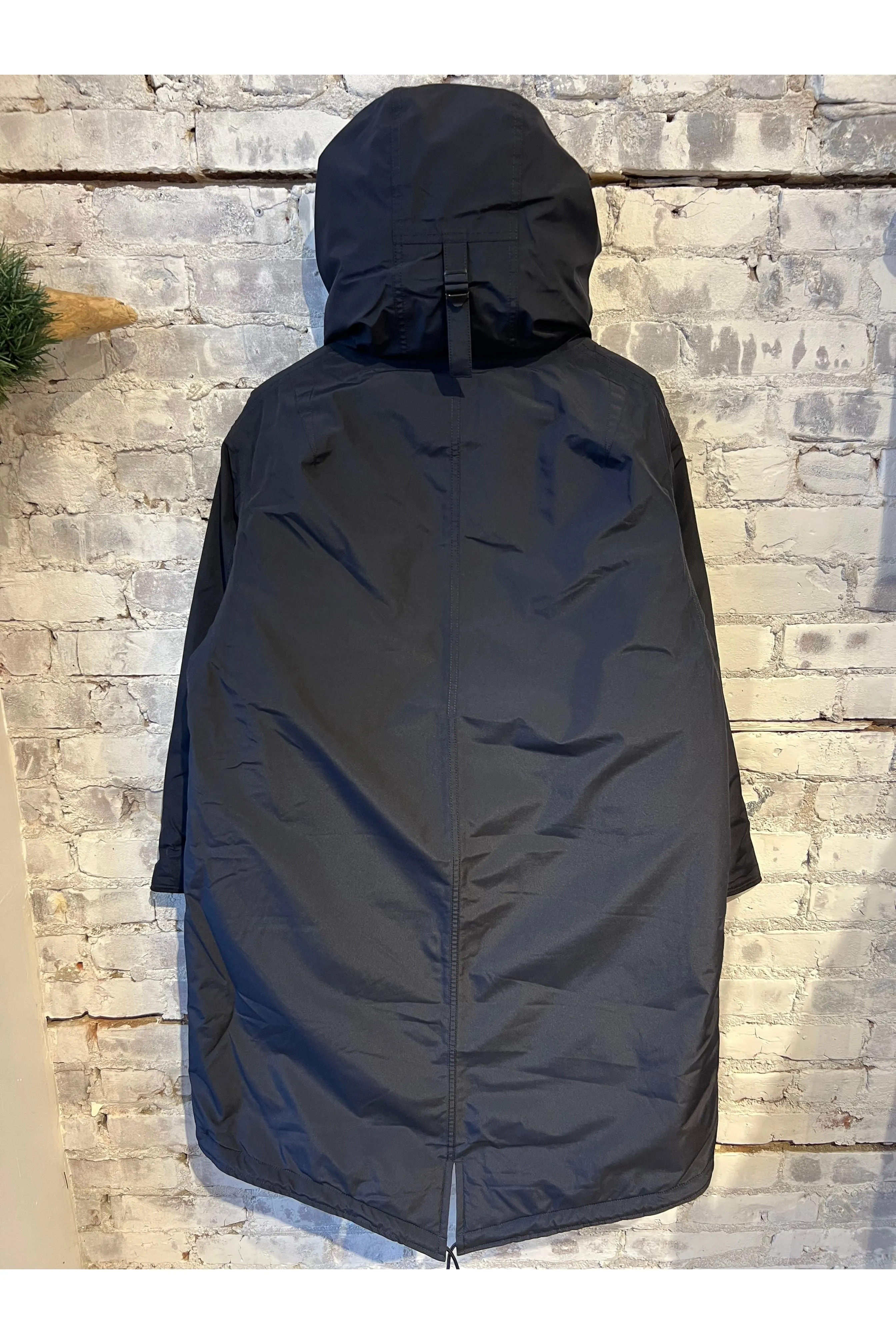 GORE-TEX Long Down Coat - Navy